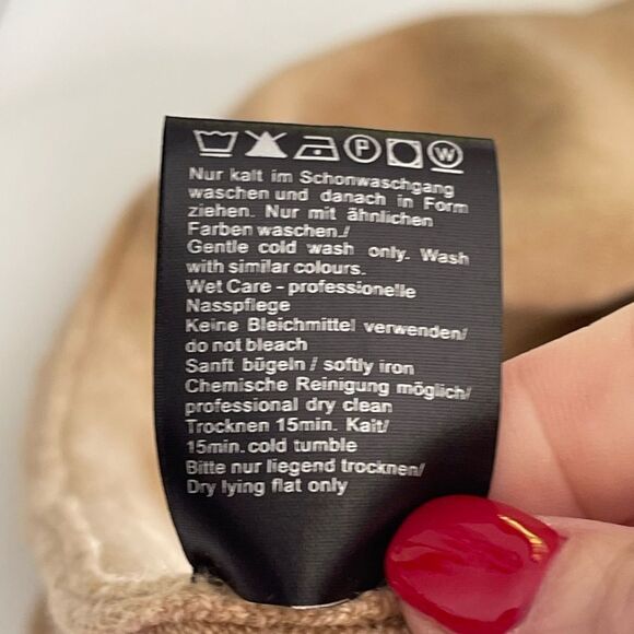 NWT! Iris v Arnim Ombré Cashmere Sweater Dress Tan Size Small. - Picture 5 of 6